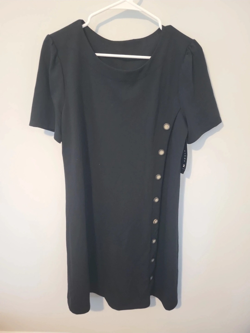 Elegant Black Short-Sleeve Midi Dress with Side Button Detail